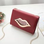 Lip Design Purse