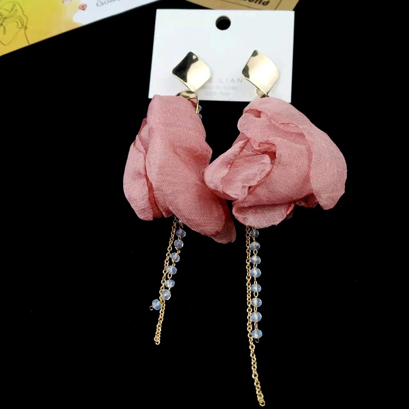 ER22-9 10cm Soft Tissue Drop Earrings - Image 1