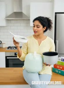 A model with Miyako MCM 2510 1L Mini Rice Cooker different part